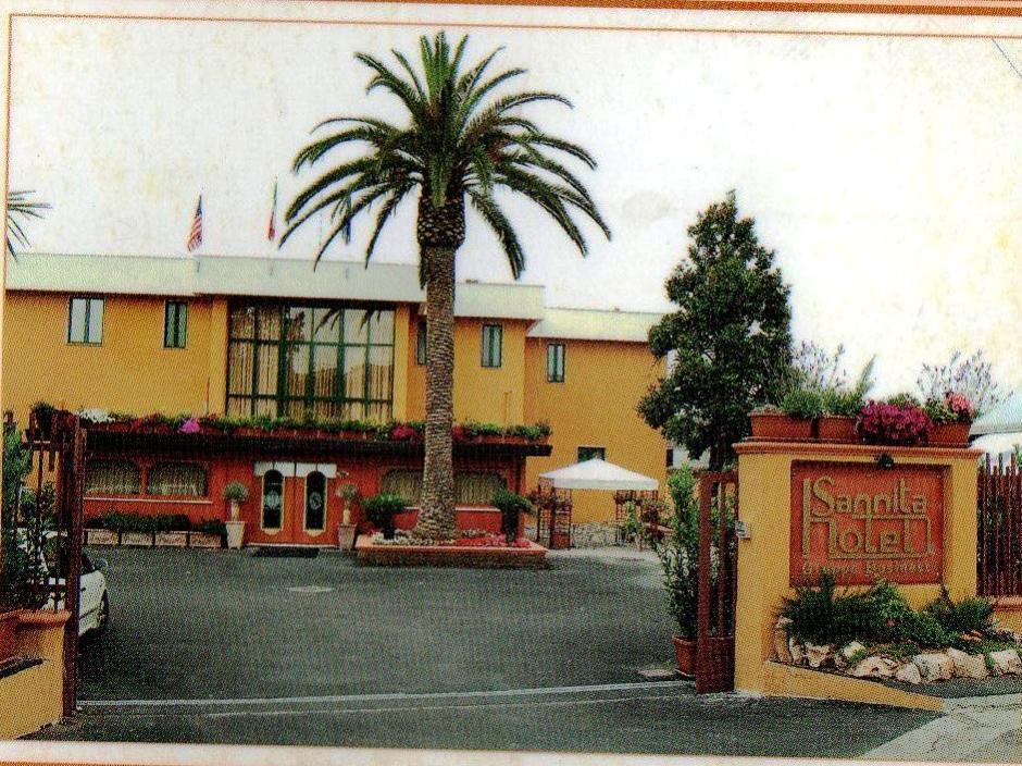 Hotel Sannita Casoria Buitenkant foto